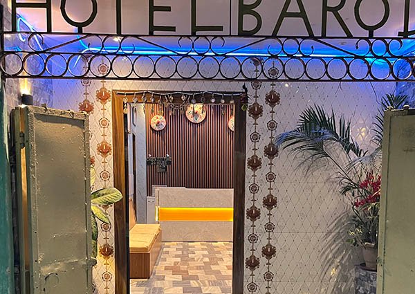 Hotel Baroda dining